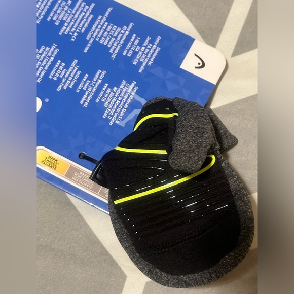 HEAD Kids’ Touchscreen Mittens-Gray/ Size: XS (NWT) - Picture 8 of 8